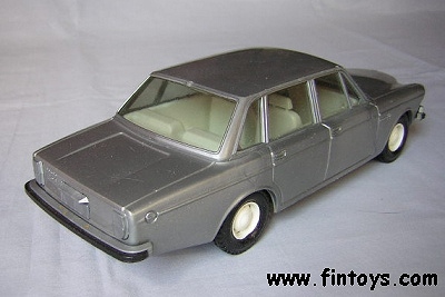 Volvo_164_Silver_v2_bN.jpg (47911 bytes)