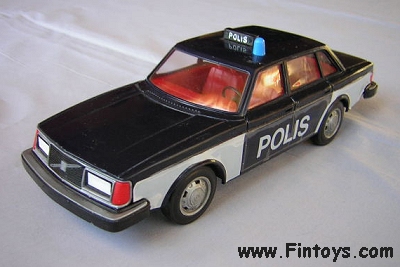 Volvo_244_GL_Police_Sweden_aN.jpg (25308 bytes)