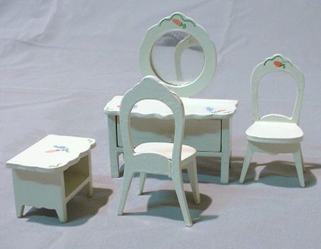 furnitures_w04.jpg (19094 bytes)