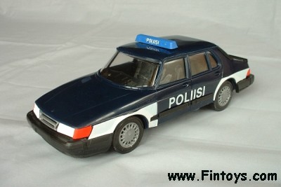 Saab_900_Police_Fin_v5_aN.jpg (24209 bytes)