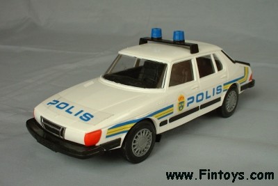 Saab_900_Police_Swe_v4_aN.jpg (23477 bytes)